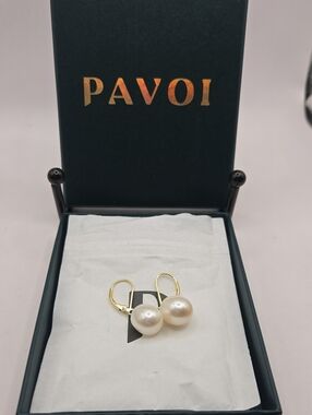 NEW PAVOI Gold Leverback Earrings with Cream Pearl Drops